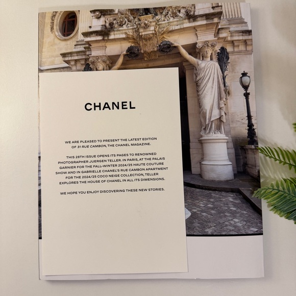 CHANEL 31 RUE CAMBON Fashion 2024 Issue 28 Catalog - Picture 2 of 10